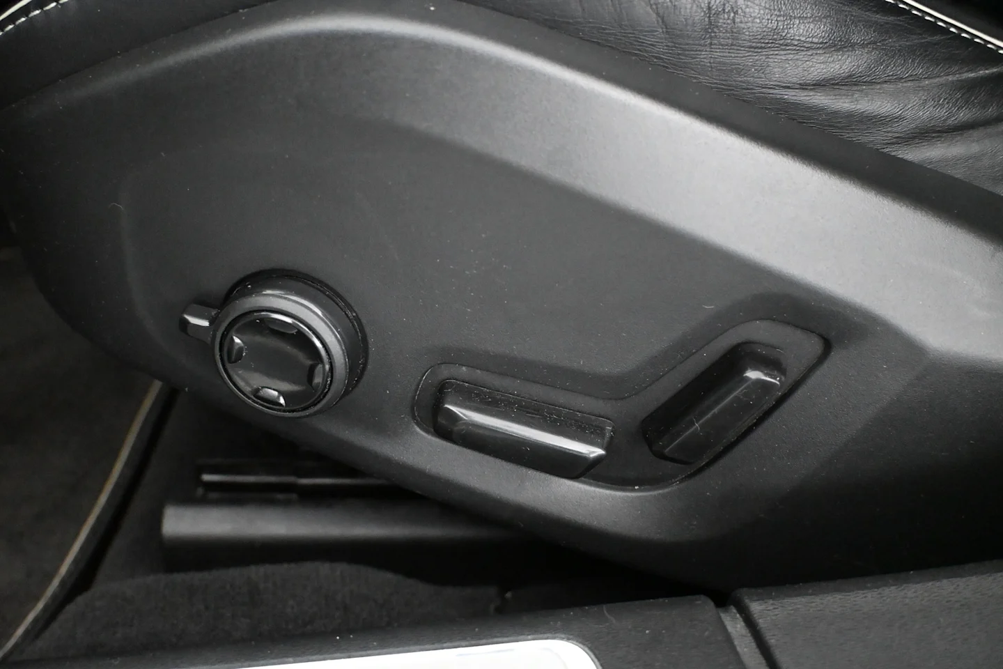 Car Image - 5gw36nuC0DtXWeA58hIeK0