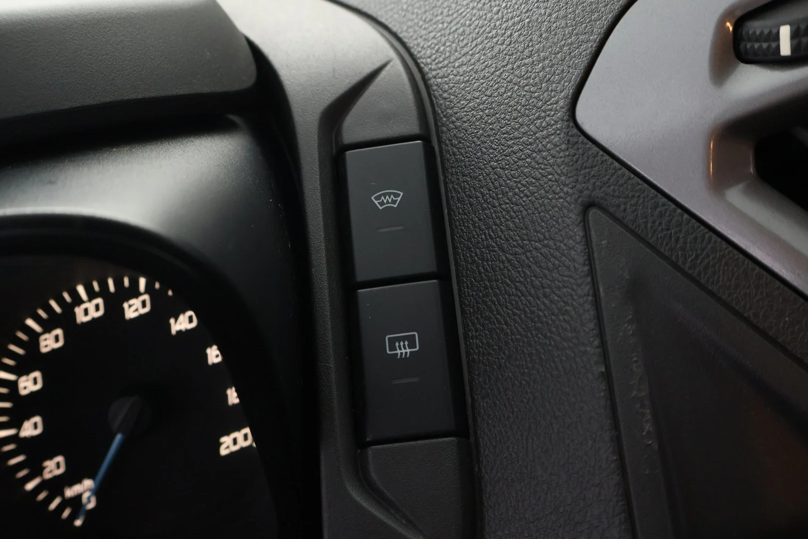 Car Image - 5thF3SCM0wjVEyBB4GY0zY