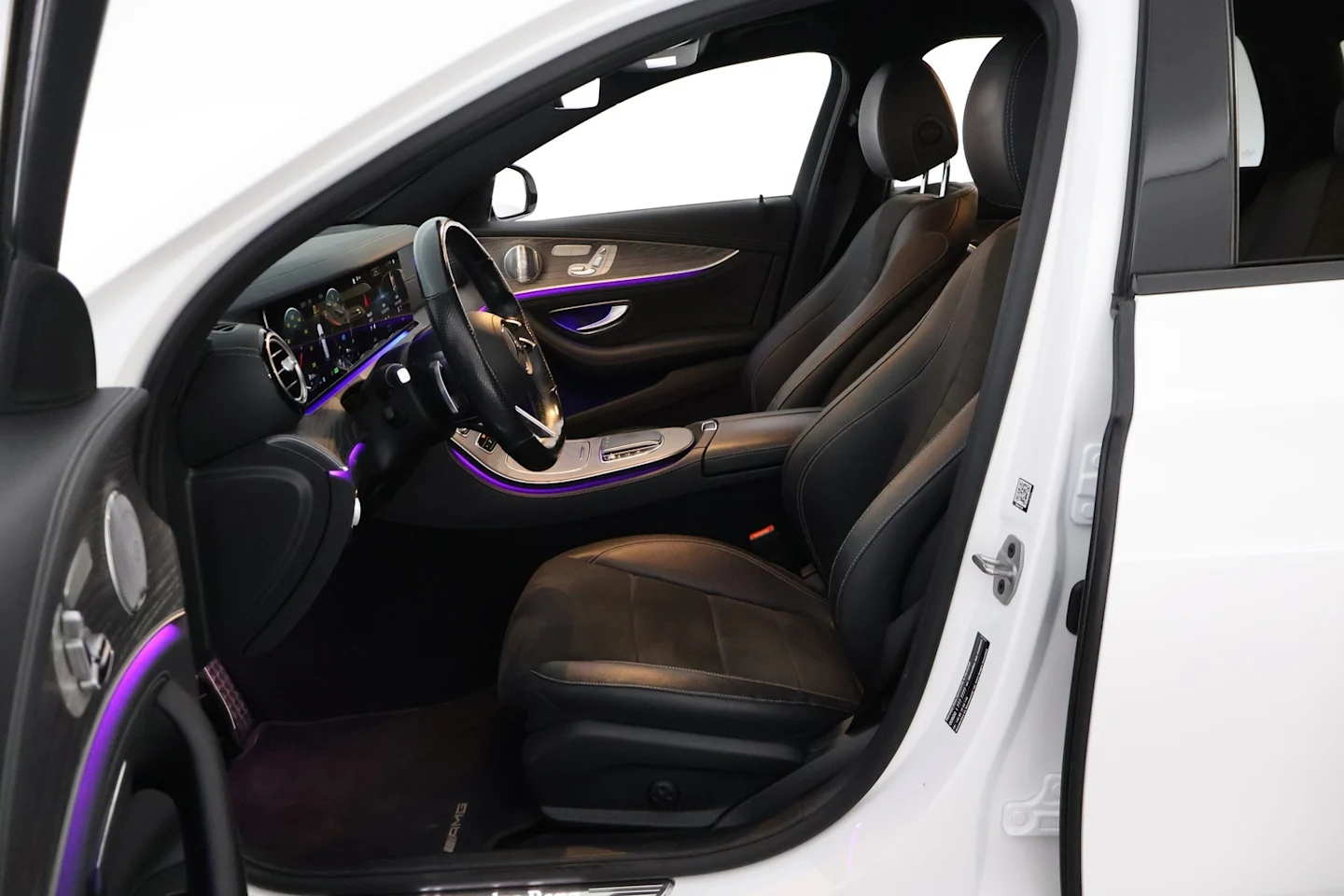 Car Image - xErIt2FKQq66TVIhLwFvK
