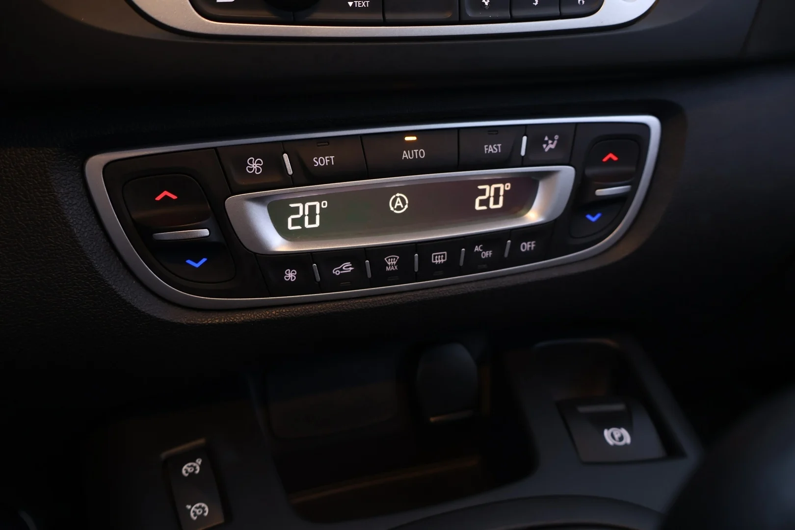 Car Image - fuQu79KjgxYbHQinC4xUF