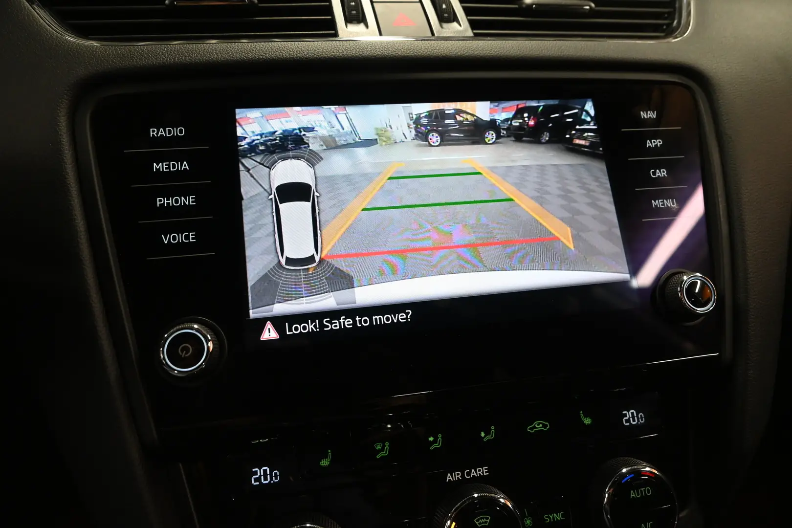 Car Image - 6Y2Ra4dwqqwawW1FA7KN50
