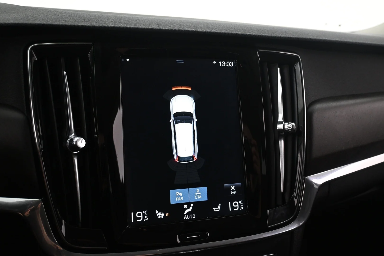 Car Image - 6V4fjDtwXQsVFhWxDC7PMa