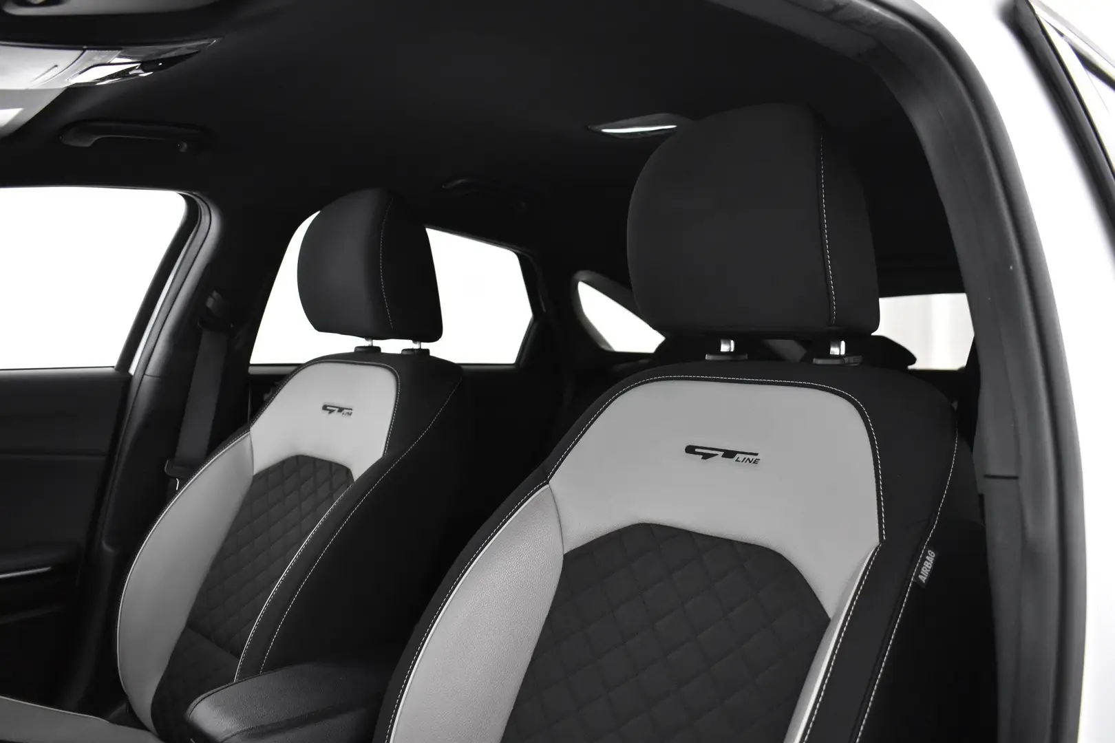 Car Image - 1NjVddsVdvfwiN3dbEWztP