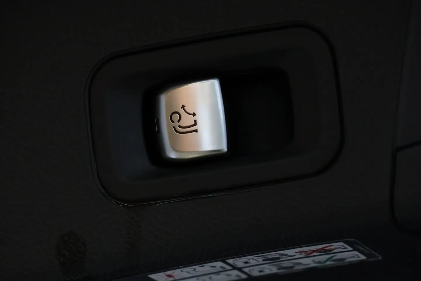 Car Image - 3O7T4uXrNH547L0pPZ9GOu