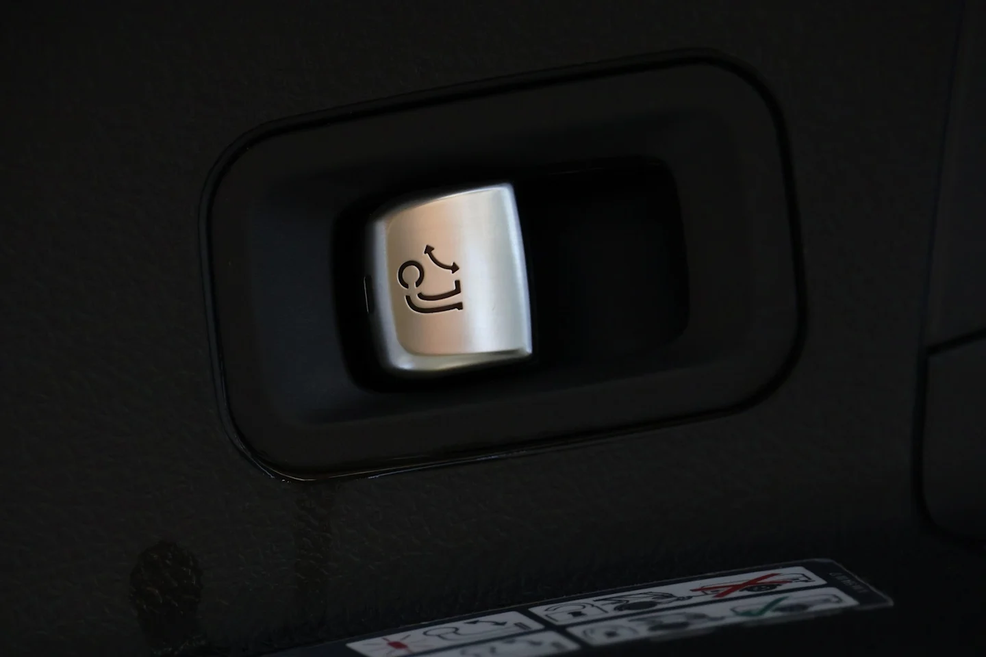 Car Image - 3O7T4uXrNH547L0pPZ9GOu