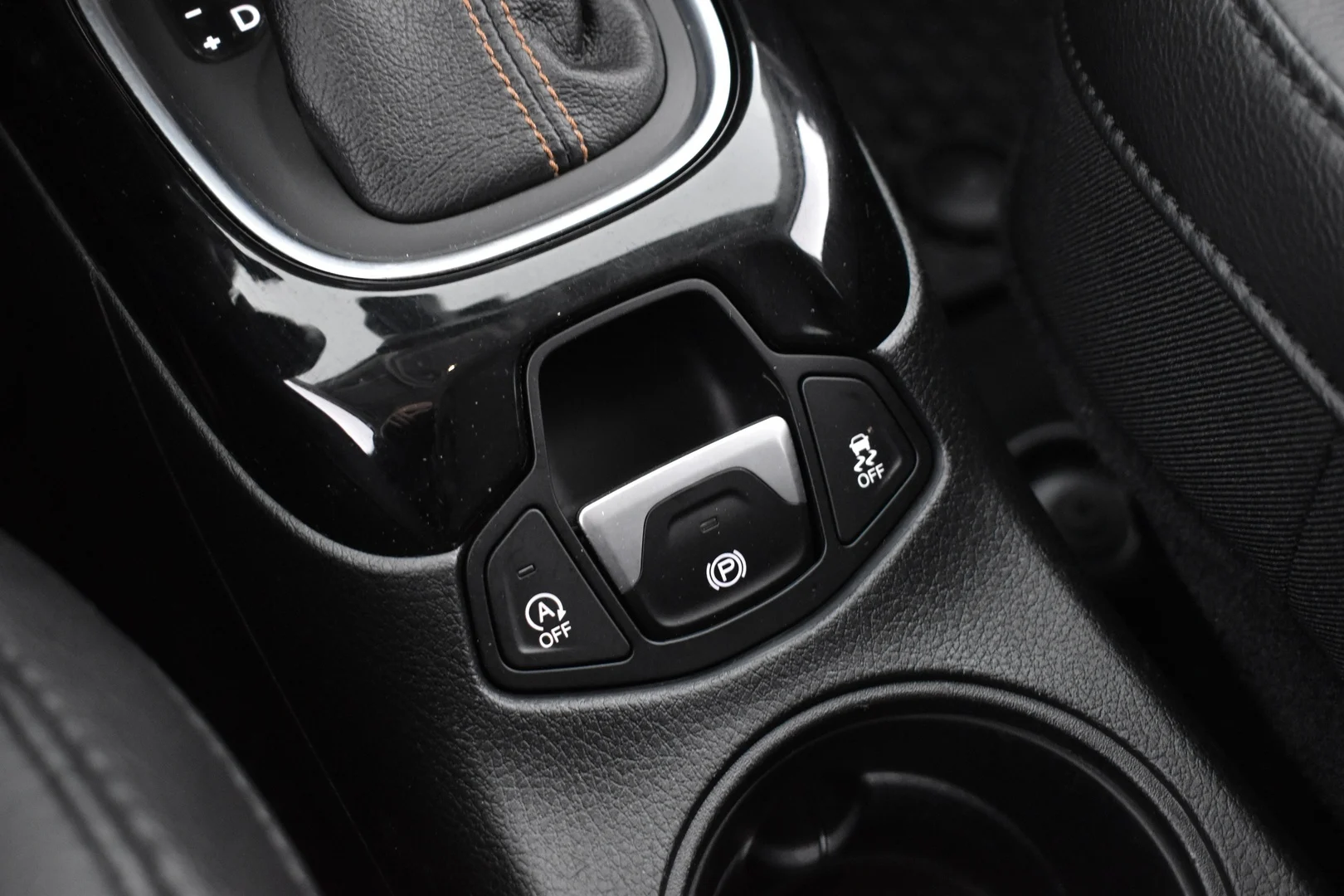 Car Image - 7kS6aF3LT4RlimUHk90vuY