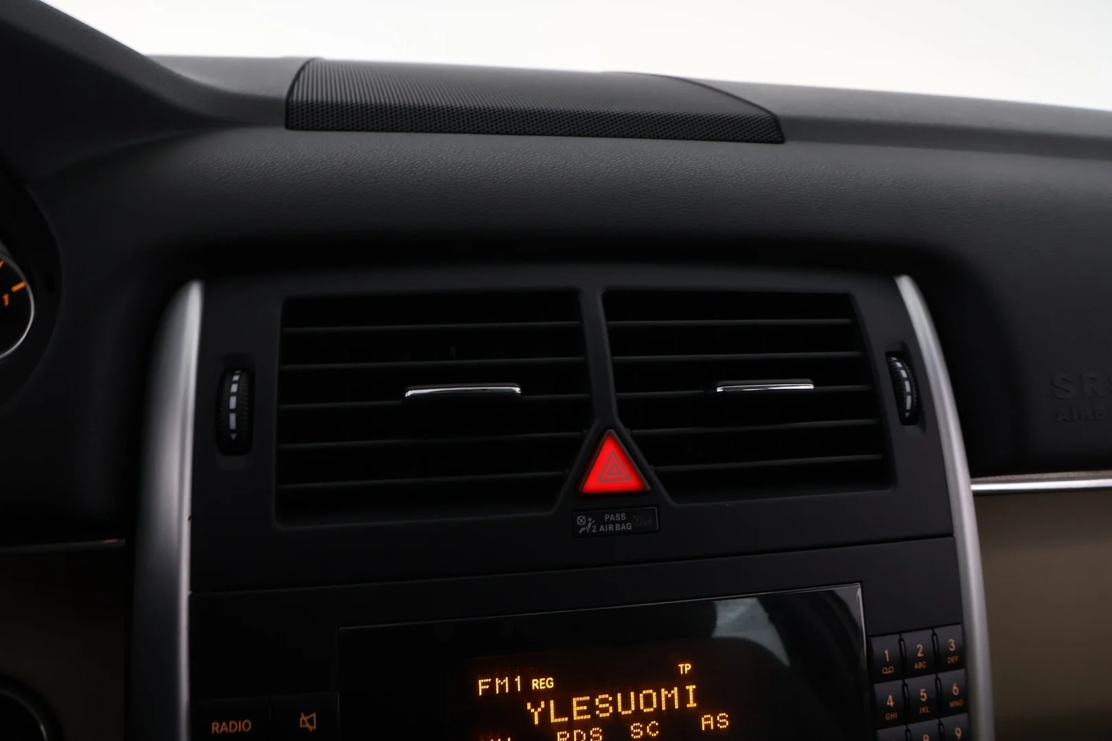 Car Image - 2uLxnjjAVLmkRolcvhpulG
