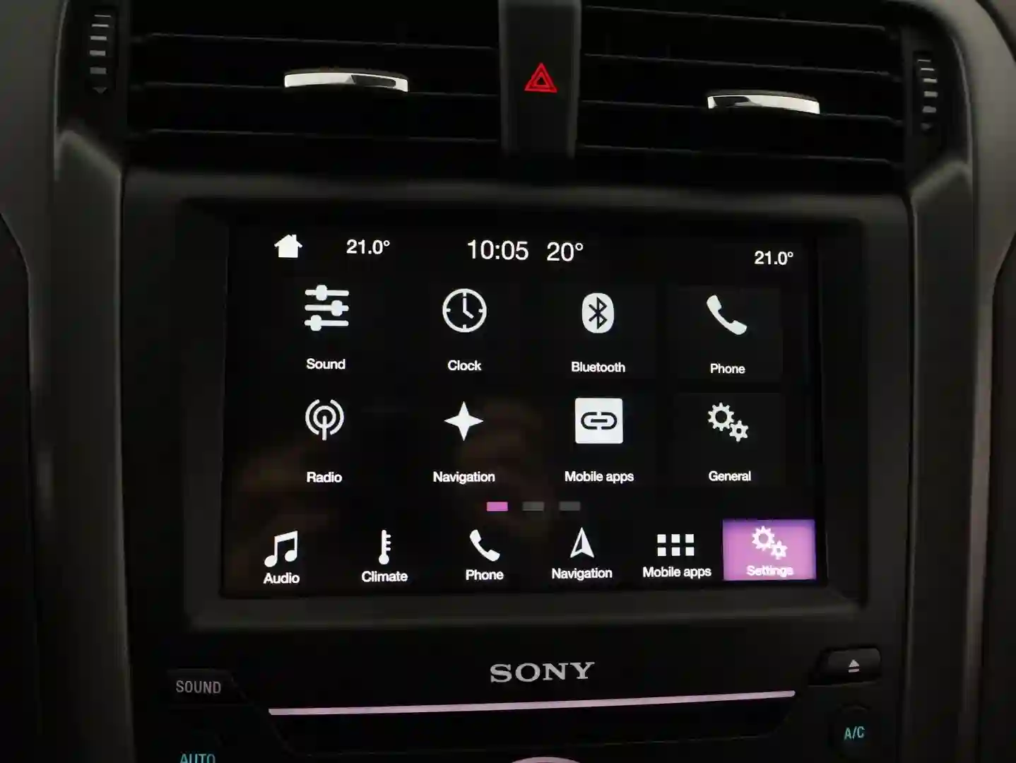 Car Image - 3v67daoaEbAz8VbwnudmME