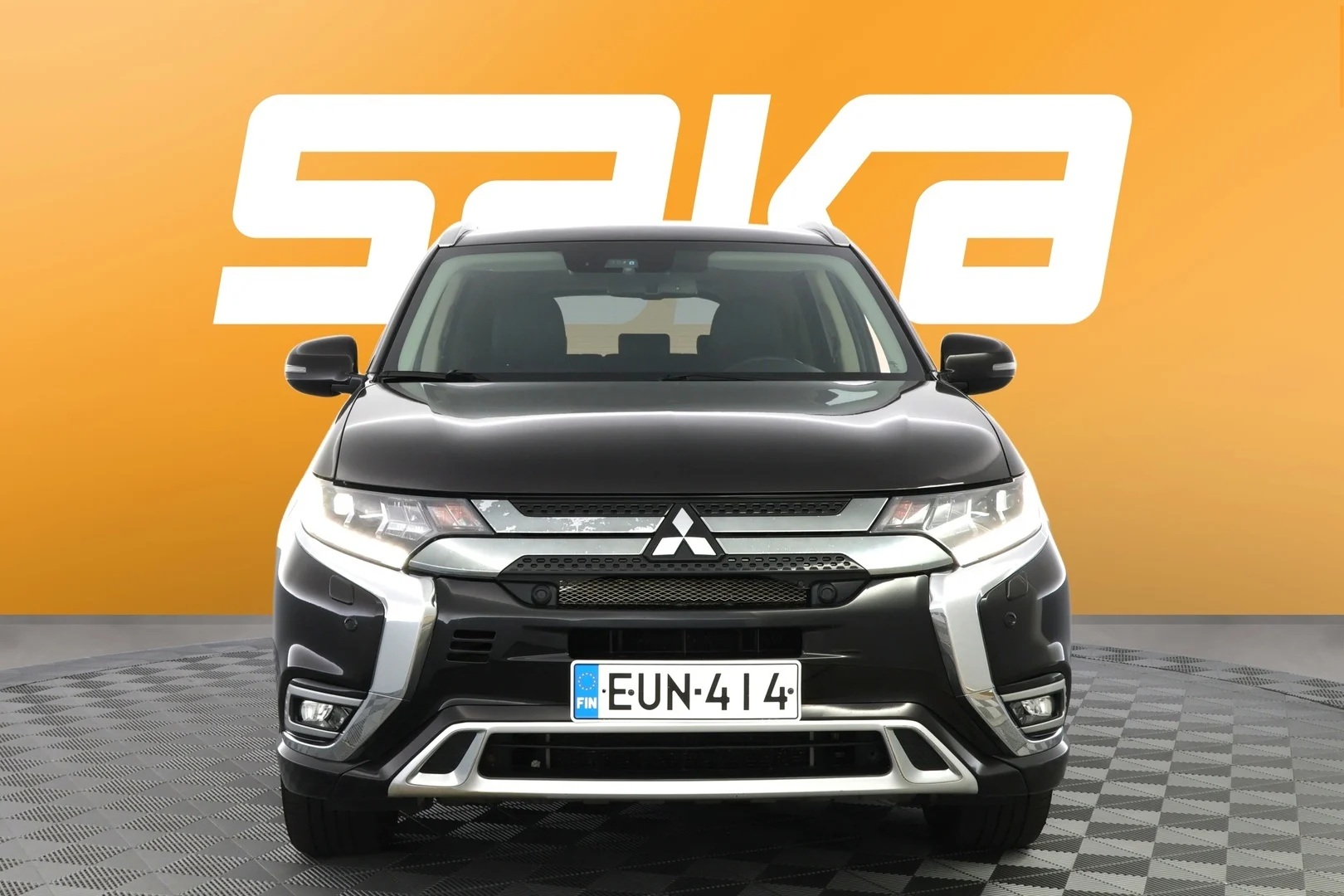 Car Image - sarHbxL4bl8PBZeNZBtLh