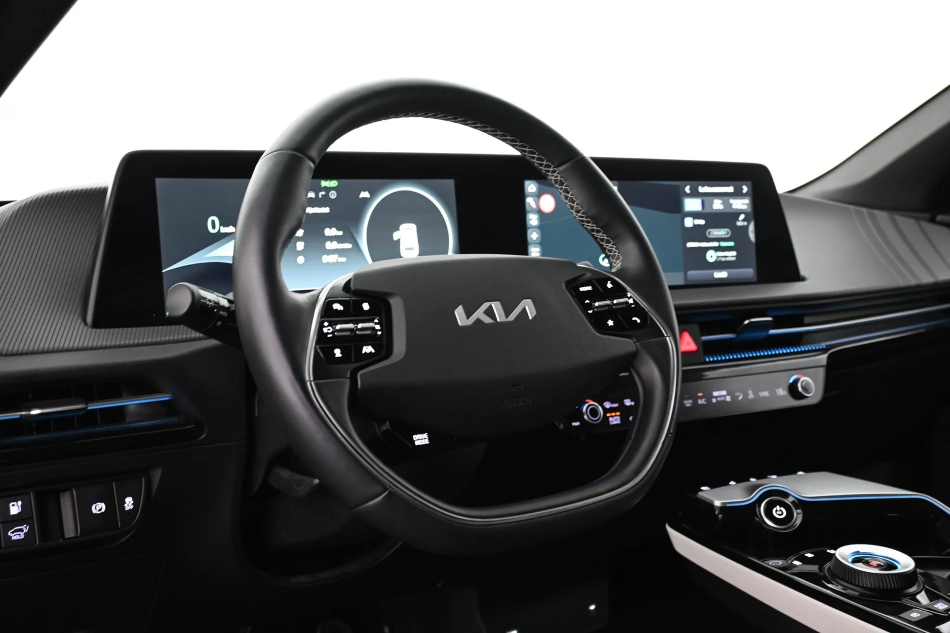 Car Image - 4LM7xIcvYnWynEB8XFiXyM