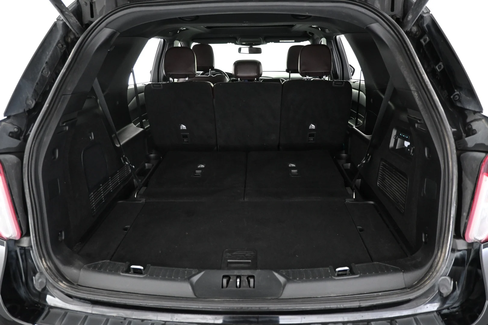 Car Image - 2CzhtYC7mjHMNw6c4Md3LH