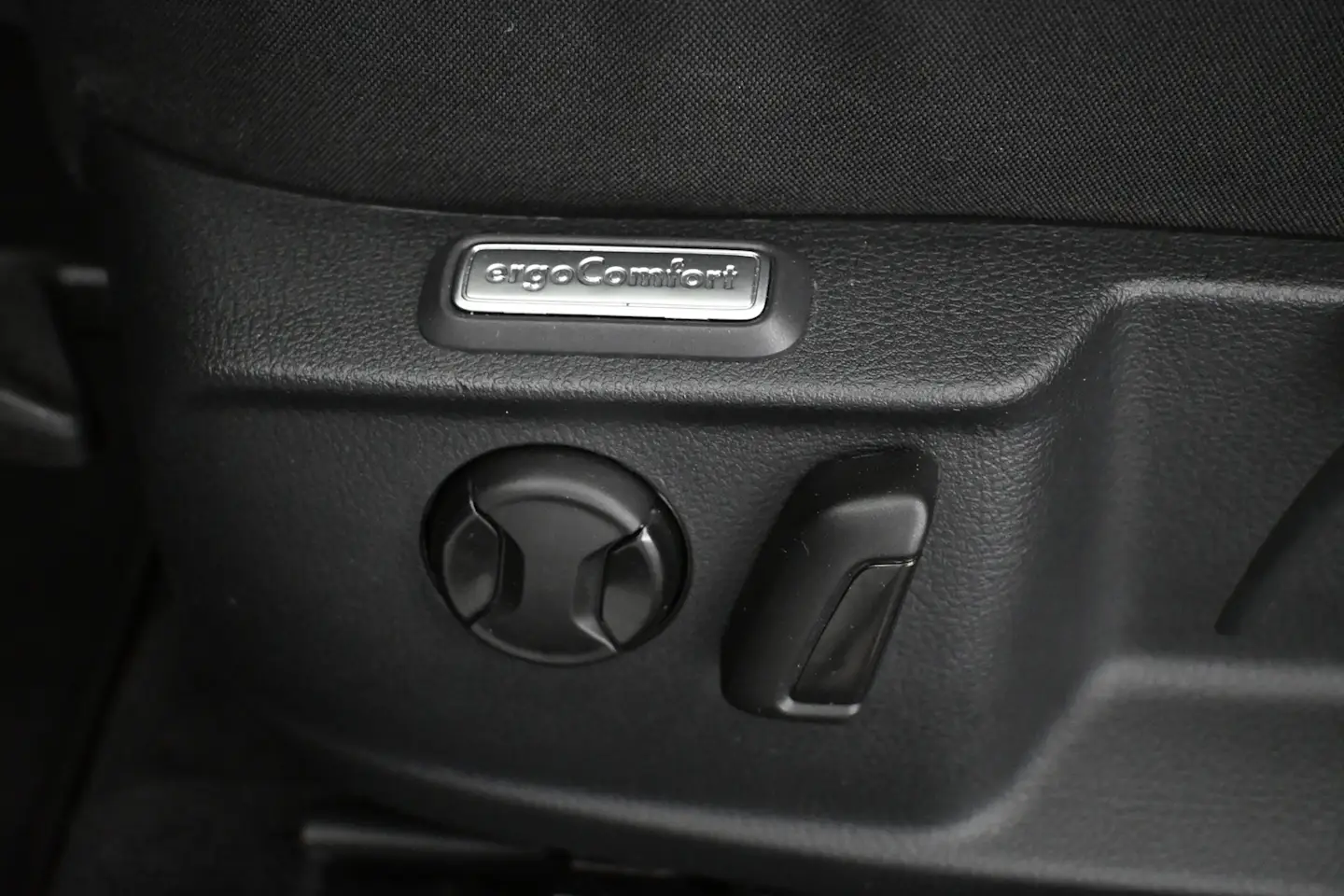 Car Image - 7fYUWNgEHTXHjAMrDijrNf