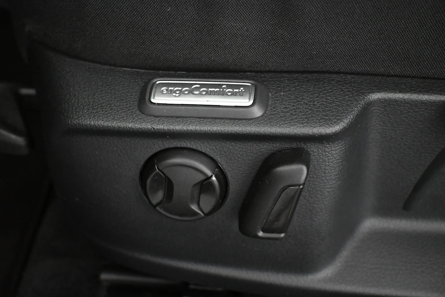 Car Image - 7fYUWNgEHTXHjAMrDijrNf