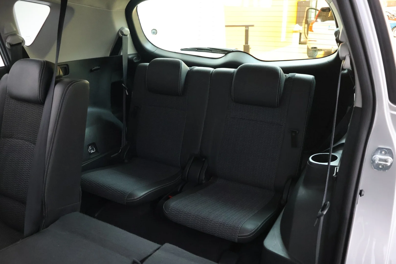 Car Image - 1jQghvWvq6ei3ipZokEII8