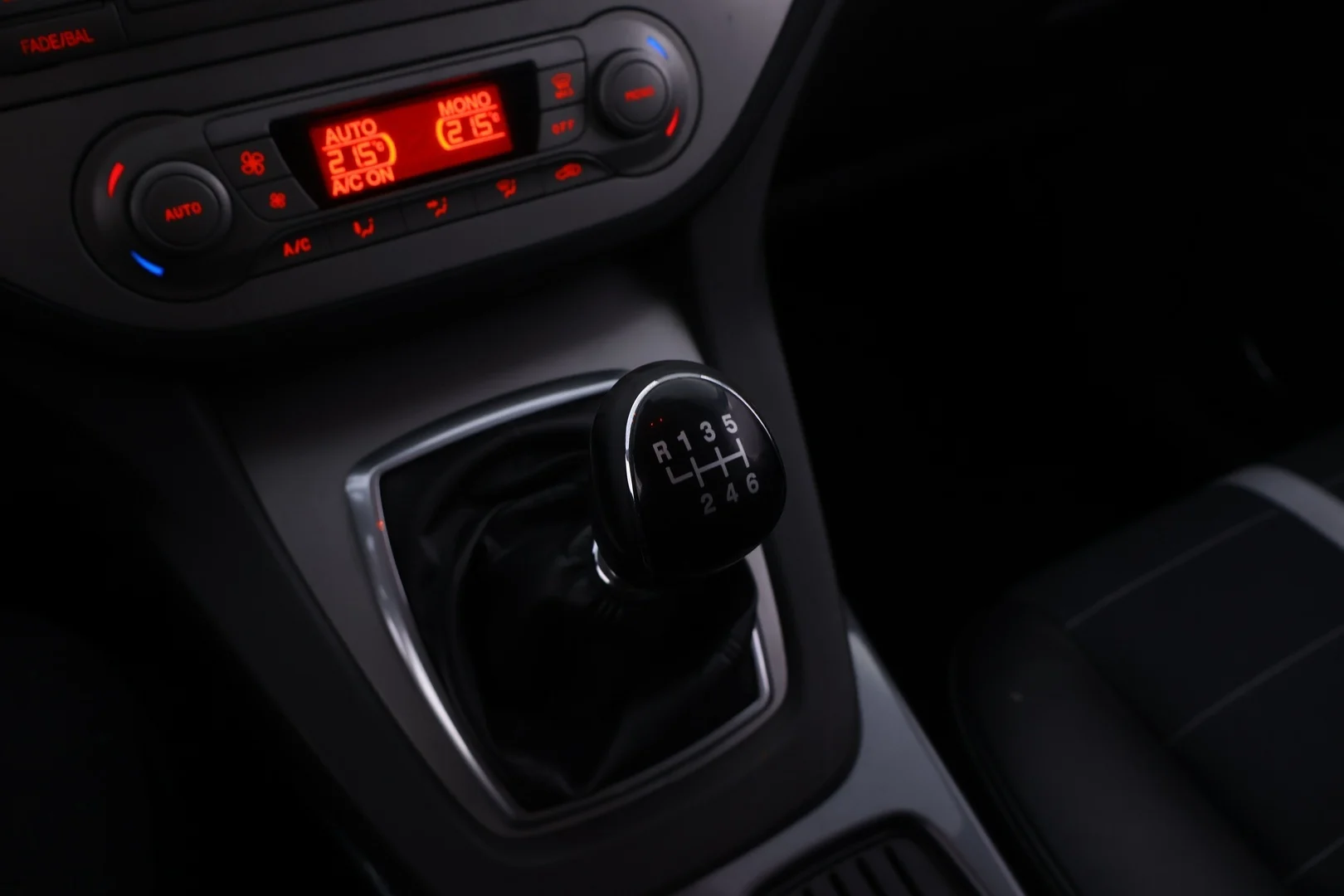 Car Image - 4MROOvRXdu1b3MCxe2aGeo