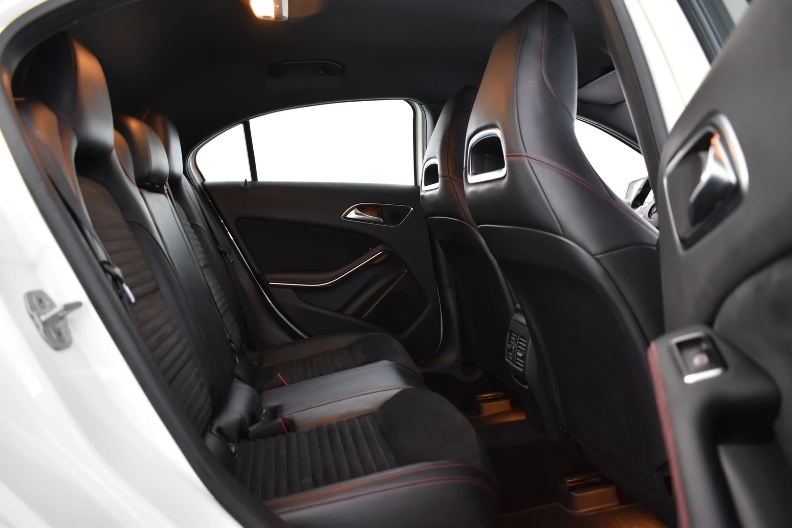 Car Image - 5mWBwxLvBokE5qA2UmRNis