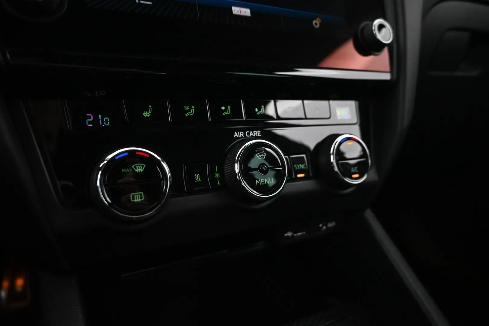 Car Image - 4anwjRgHDWWwNTSS446tEI