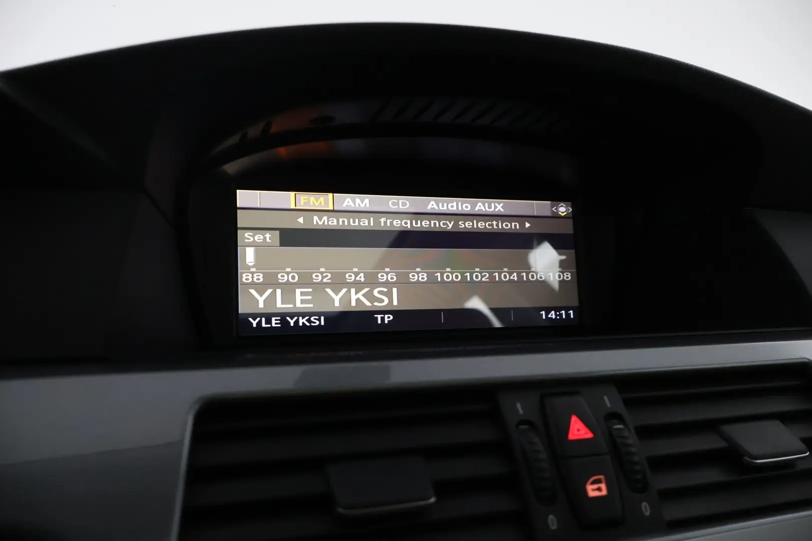 Car Image - 8kTN42r3JTpYHMjQ8x1bT