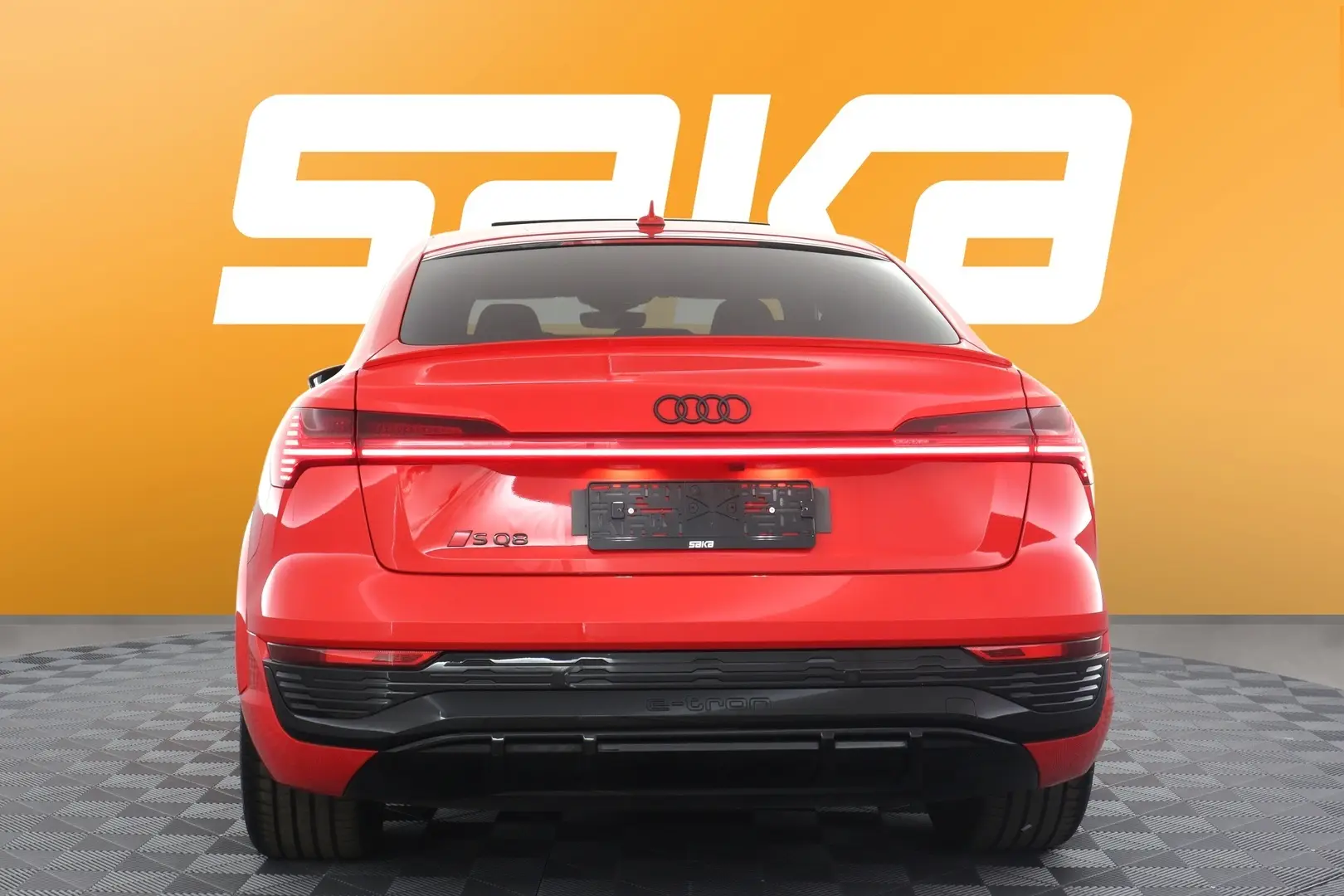 Car Image - 79TG8GiCDd5e8RDns5ghYe