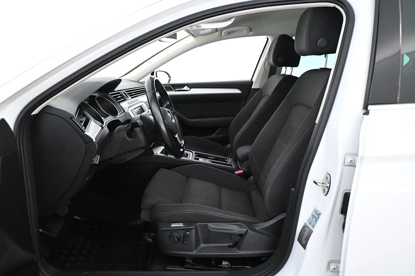 Car Image - 1fSmpqHeoIpLdqpKE7DISp