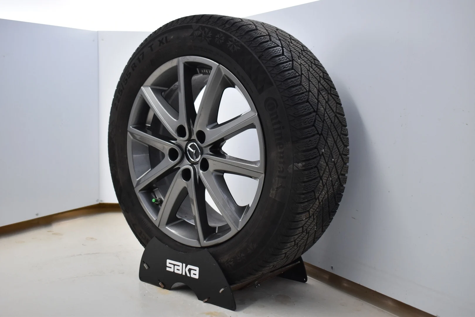 Car Image - 7tyFHXKC4OcuDqEptHi0Z7