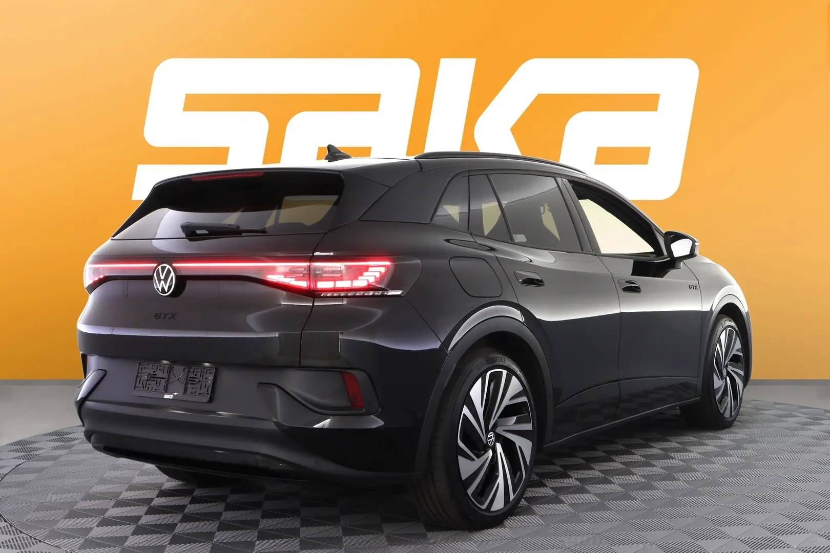 Car Image - 3dxtGtOUuGTIPCRsegGeeA