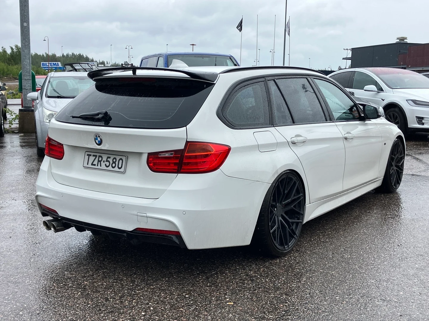 Car Image - 7MT97MbAW0URrDZC37RIU4
