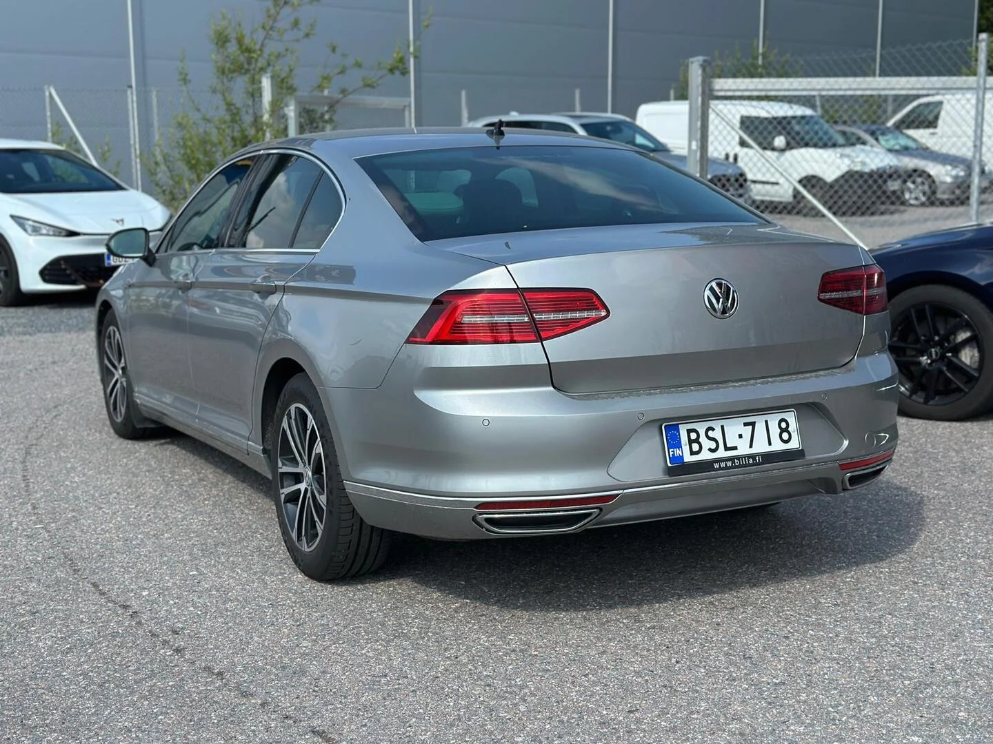 Car Image - 4hB2AhXwkGoOEbWSsYuVRt