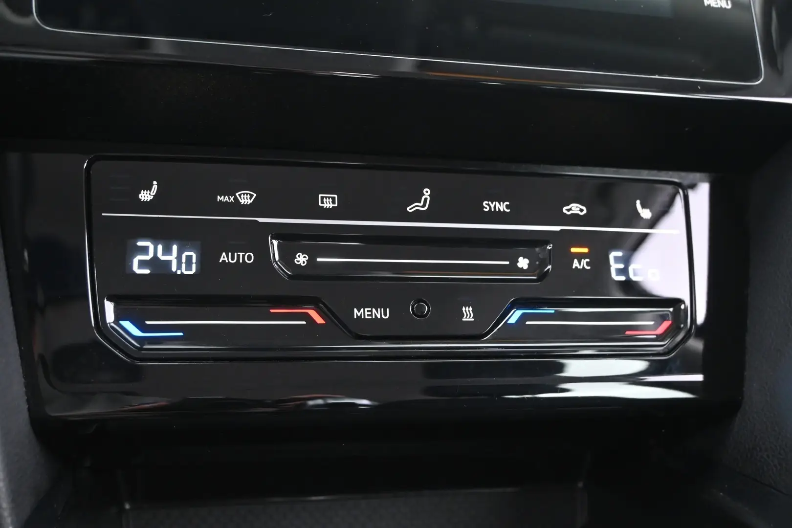 Car Image - 1s8Lp5xsFTsQOc0o3Y1yfH
