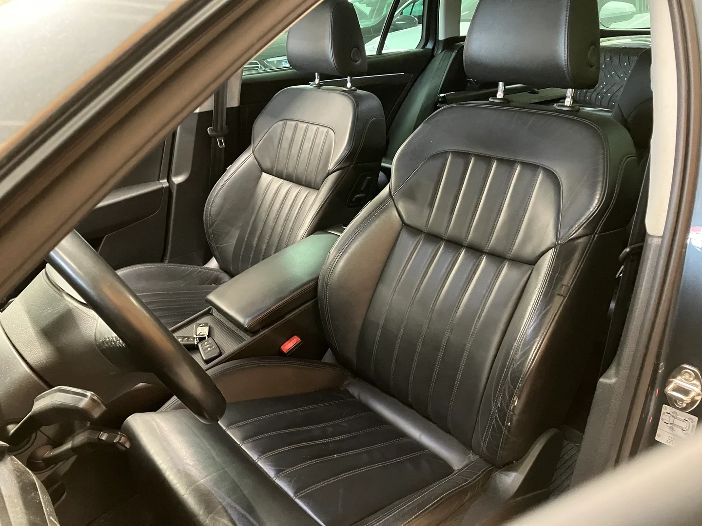 Car Image - xh0X1cJVC1wIfPbObPSBX