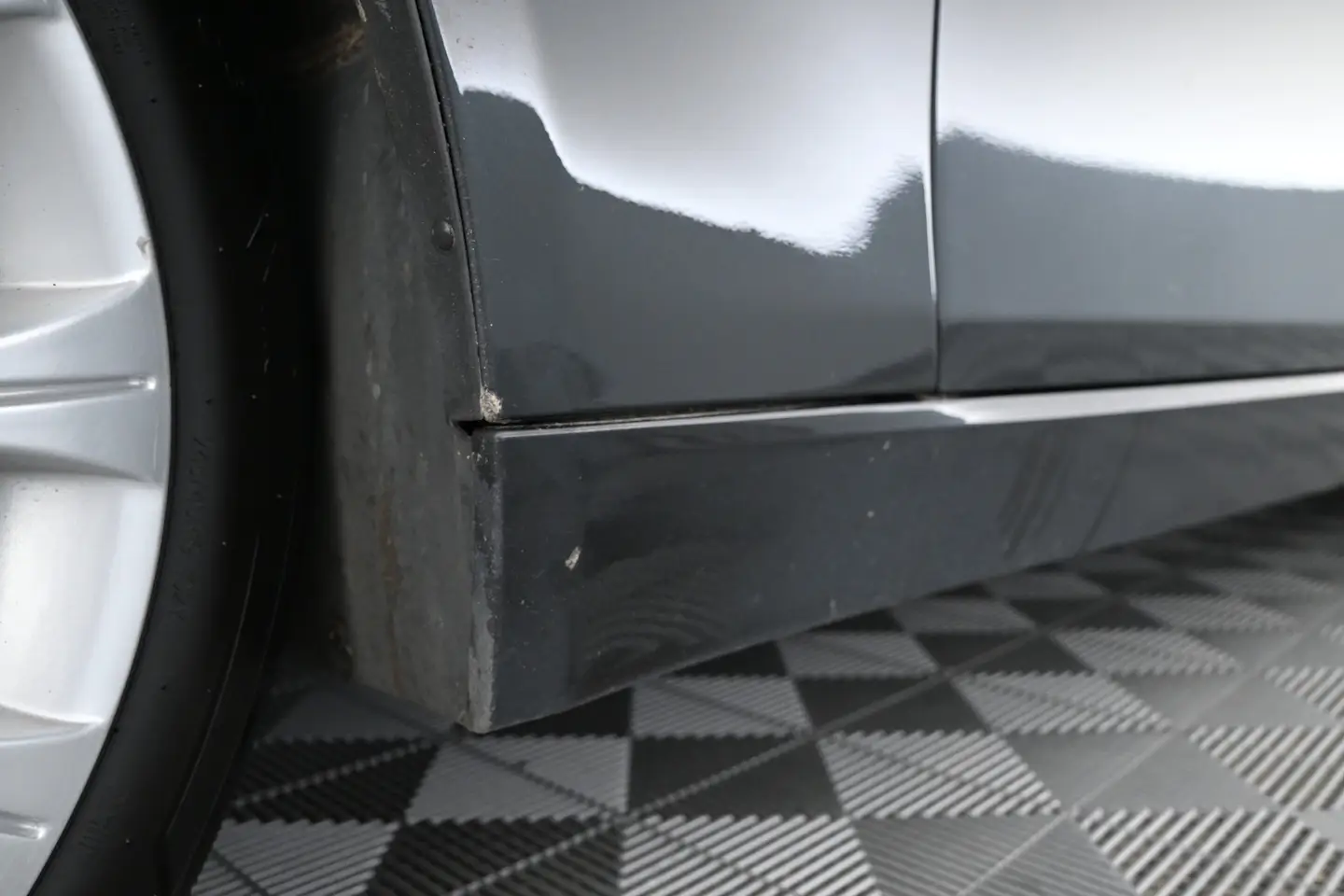 Car Image - mZjI4K01CfPavlRWmPKFT