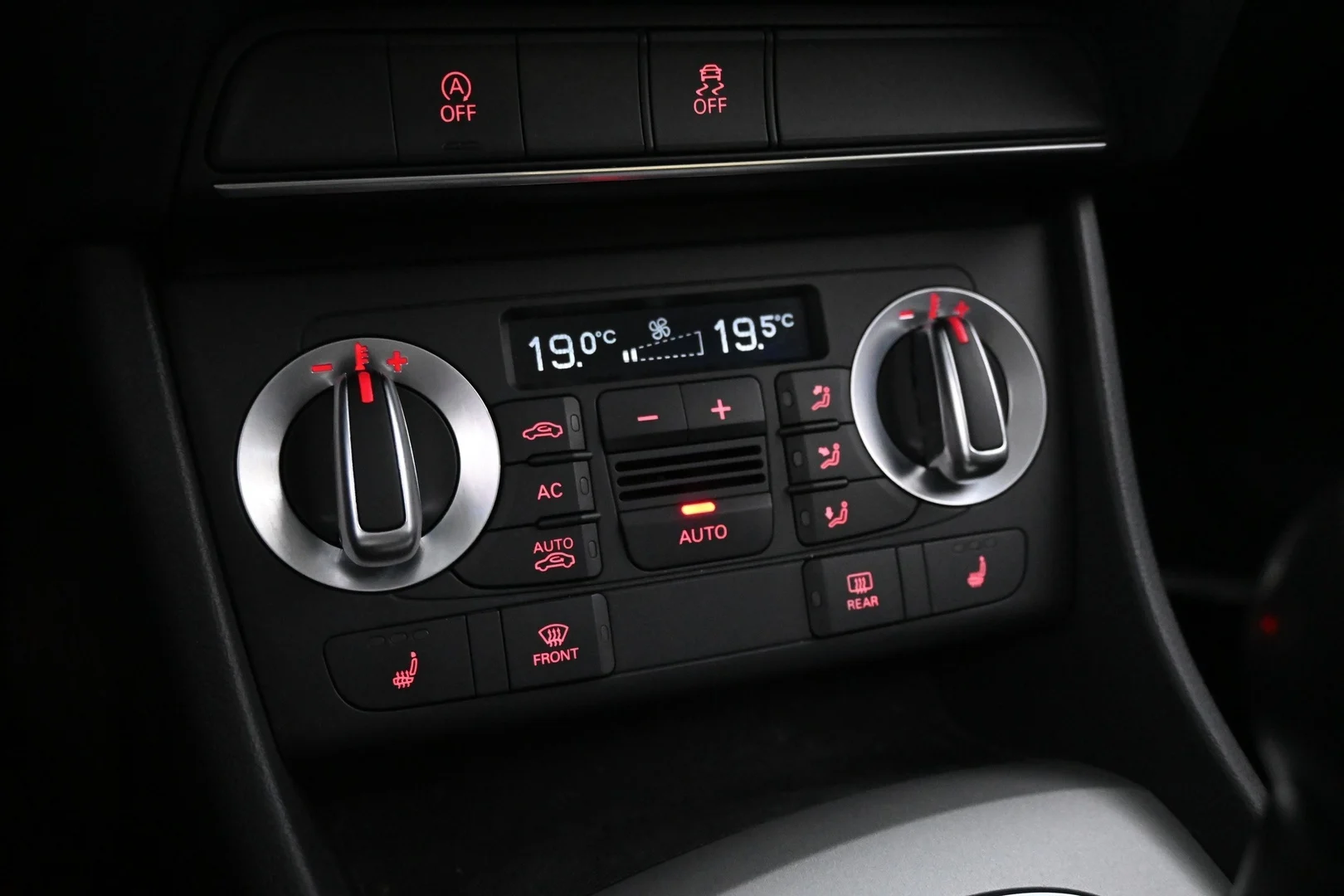 Car Image - 2d5E62loBz8VlGDLG6Rl8F