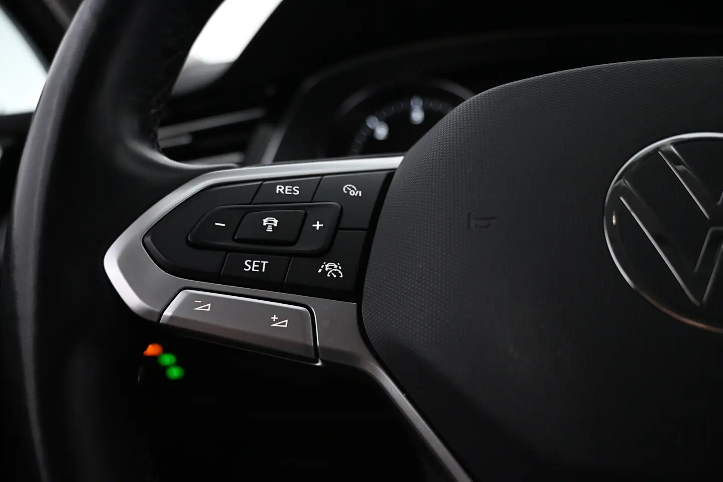 Car Image - 6u1r3AoxHiDXqxMUm8c8kT