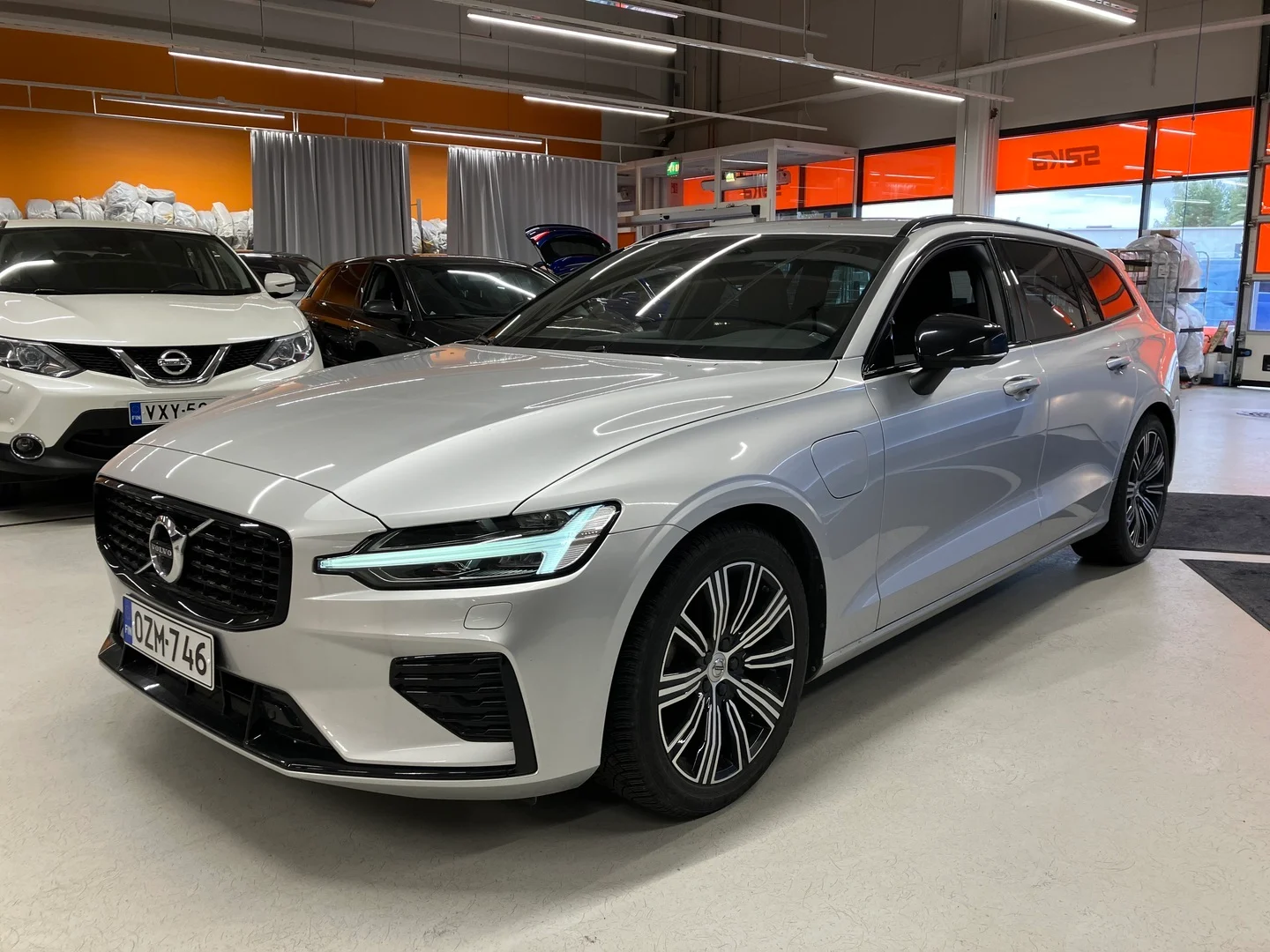 Car Image - 1AJRGkFcyGqrZZscyQLyWS