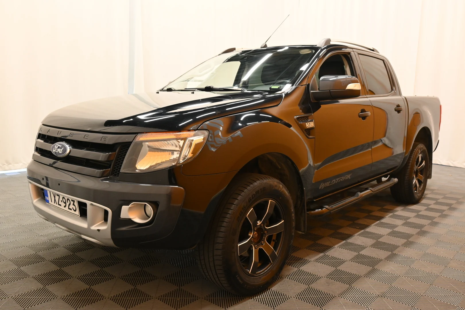 Car Image - 7IXshu5uPD6R3tsbZ3dg7o