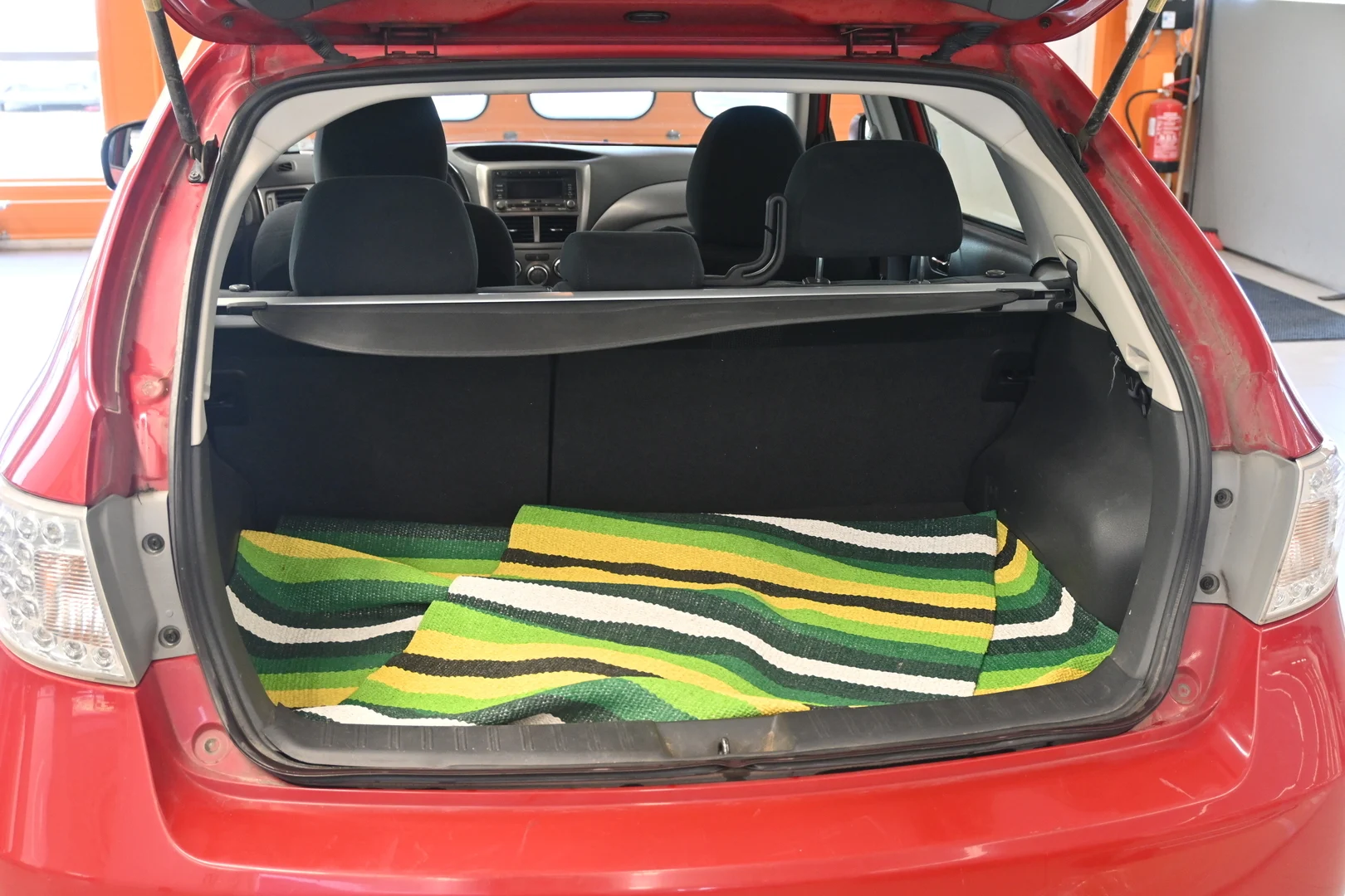 Car Image - 30OQstjzz7XLm0TIamuF1d