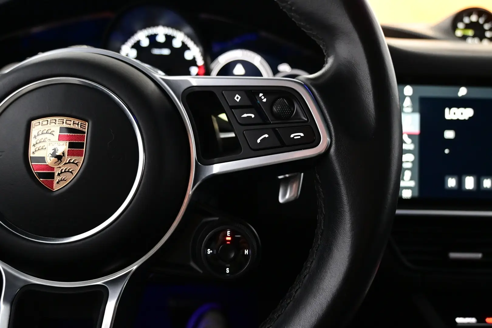 Car Image - 5CAICZhq1O5A2GPm4f9VDS