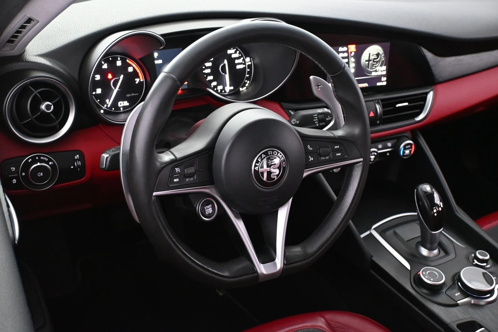 Car Image - rV1KVmBSqzKaESnAY5tGD
