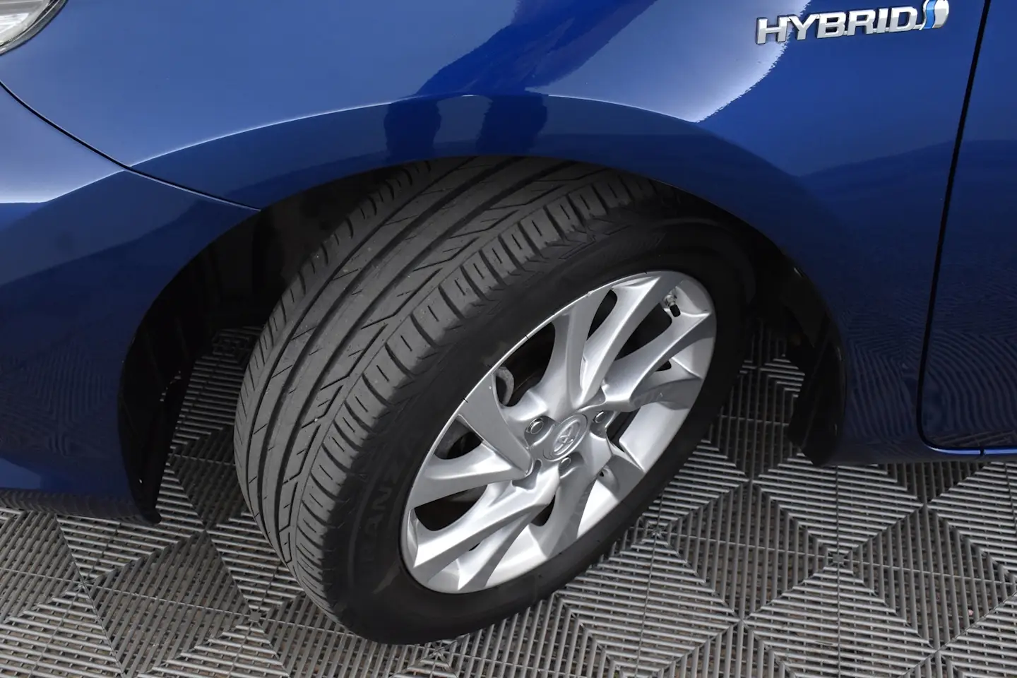 Car Image - 4Yc4EIq9C4kCAHp6lI4MsN