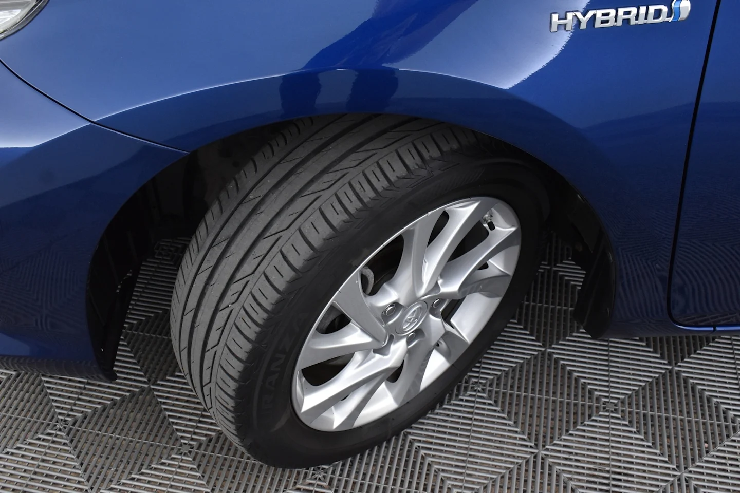 Car Image - 4Yc4EIq9C4kCAHp6lI4MsN