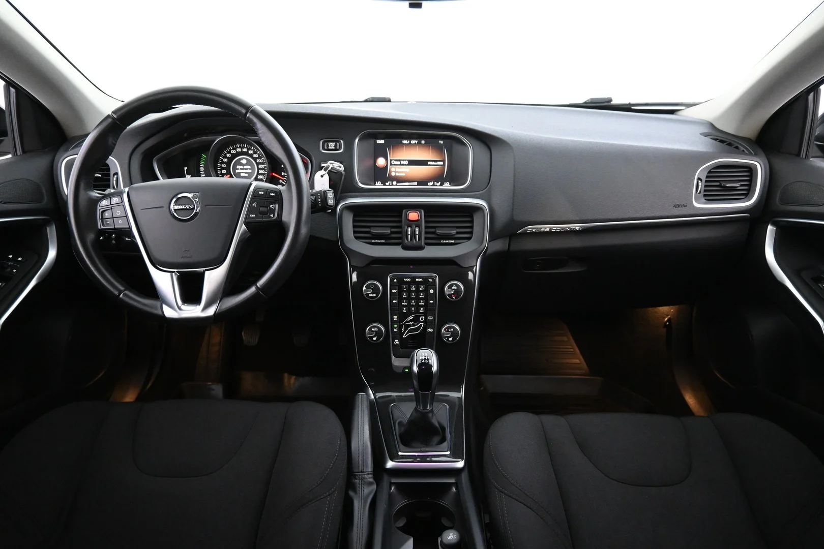 Car Image - 7lPIRqiTeBm3JRnAEOPbJK