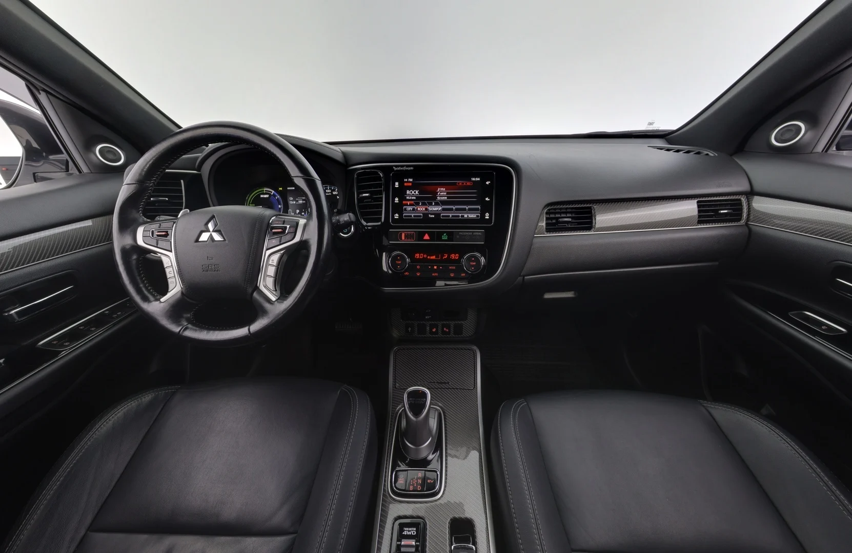 Car Image - 6thJ1tBrxWQXbhzIJNhpiP