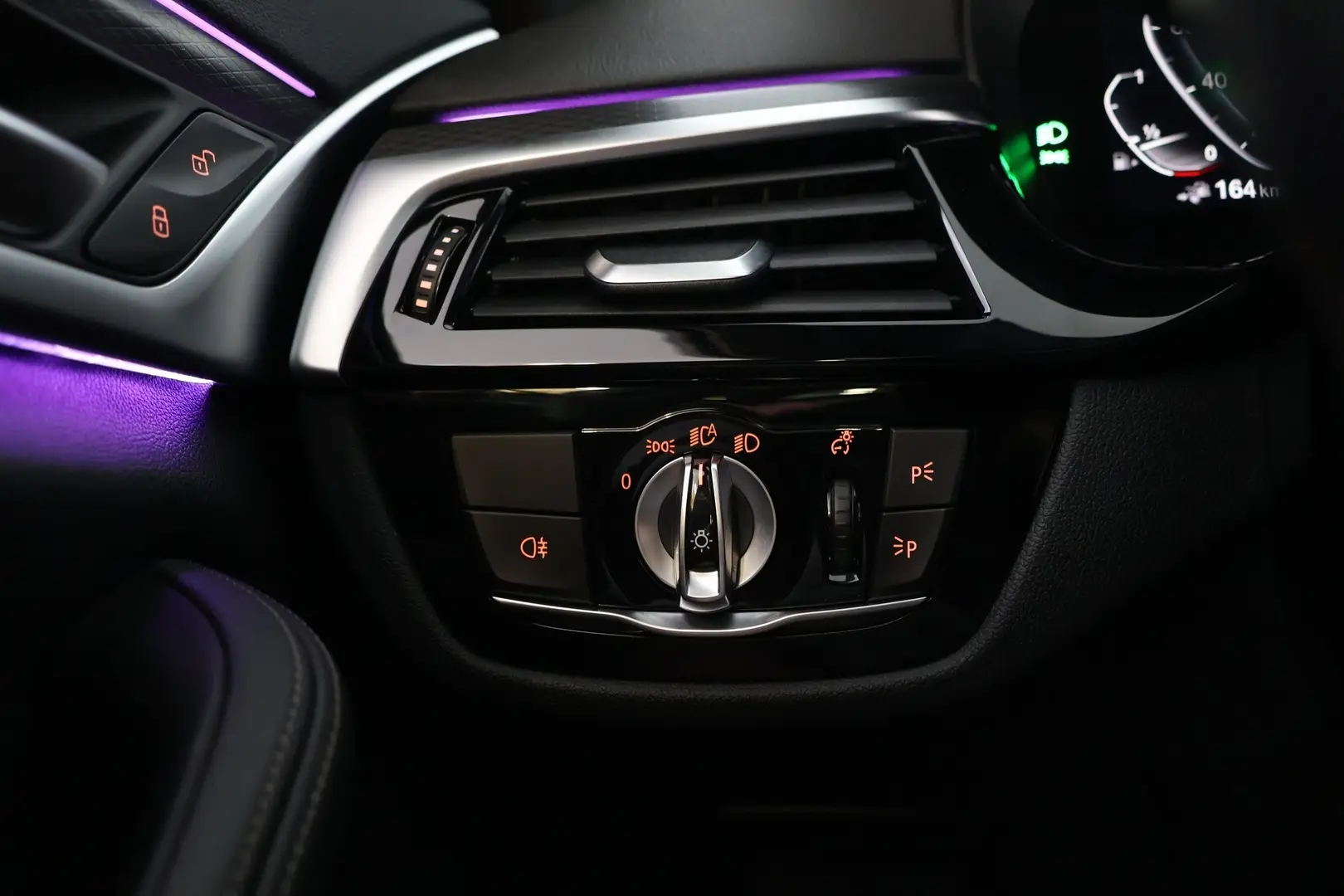 Car Image - 4i6GC5DKjLmCJMF9z2NCX6