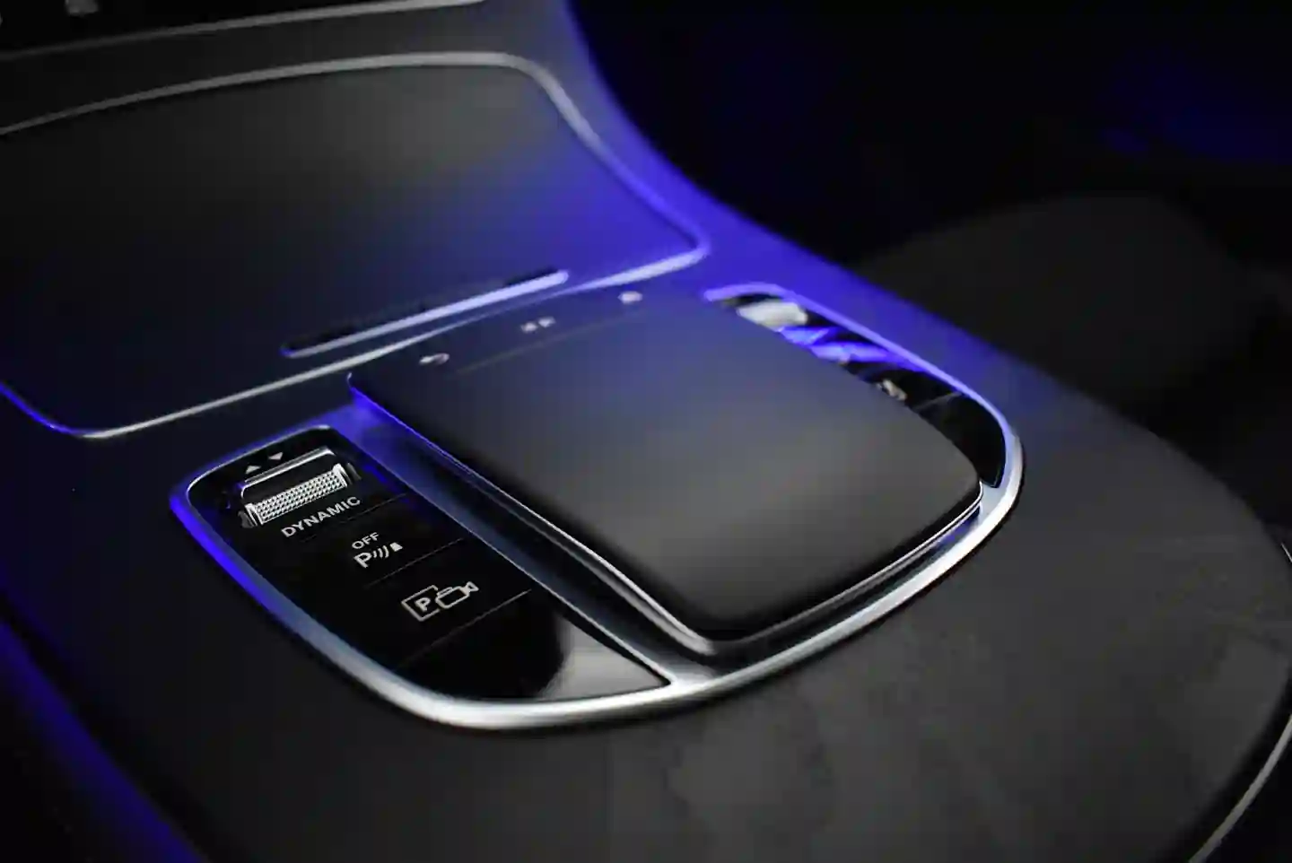Car Image - 4TrZY1HNbcJzVWGXJt6sdn