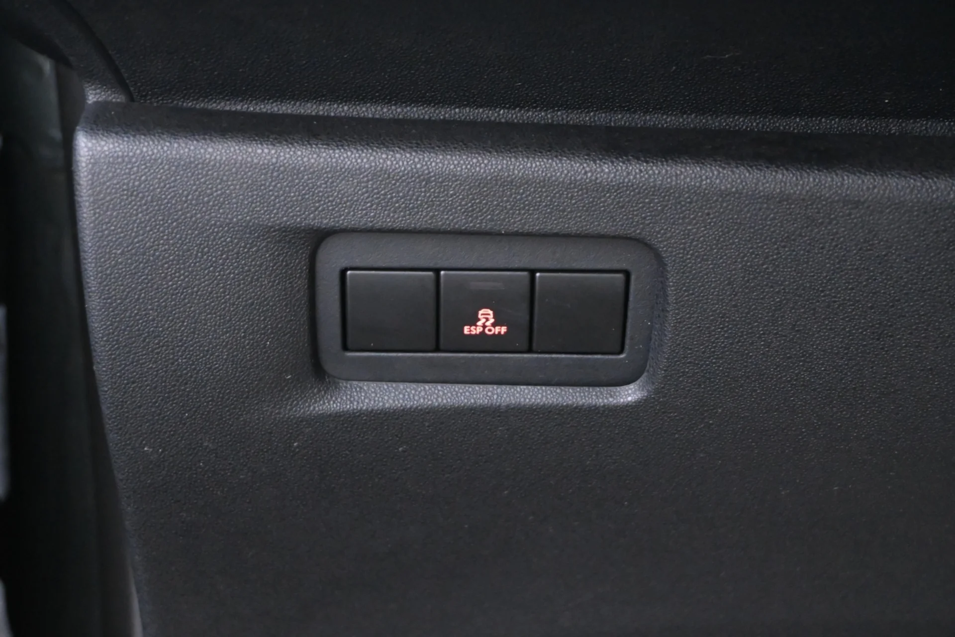 Car Image - 7yOmwbCIsbClB3ZplDAURK
