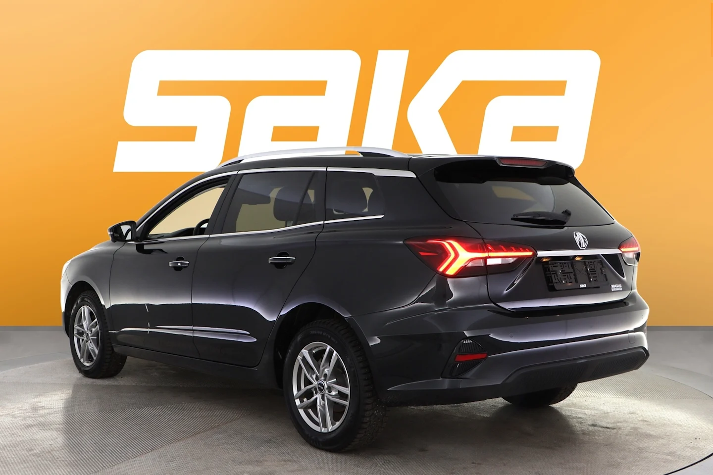 Car Image - 20c20iqXXOuIPNj3Hm6y1Q