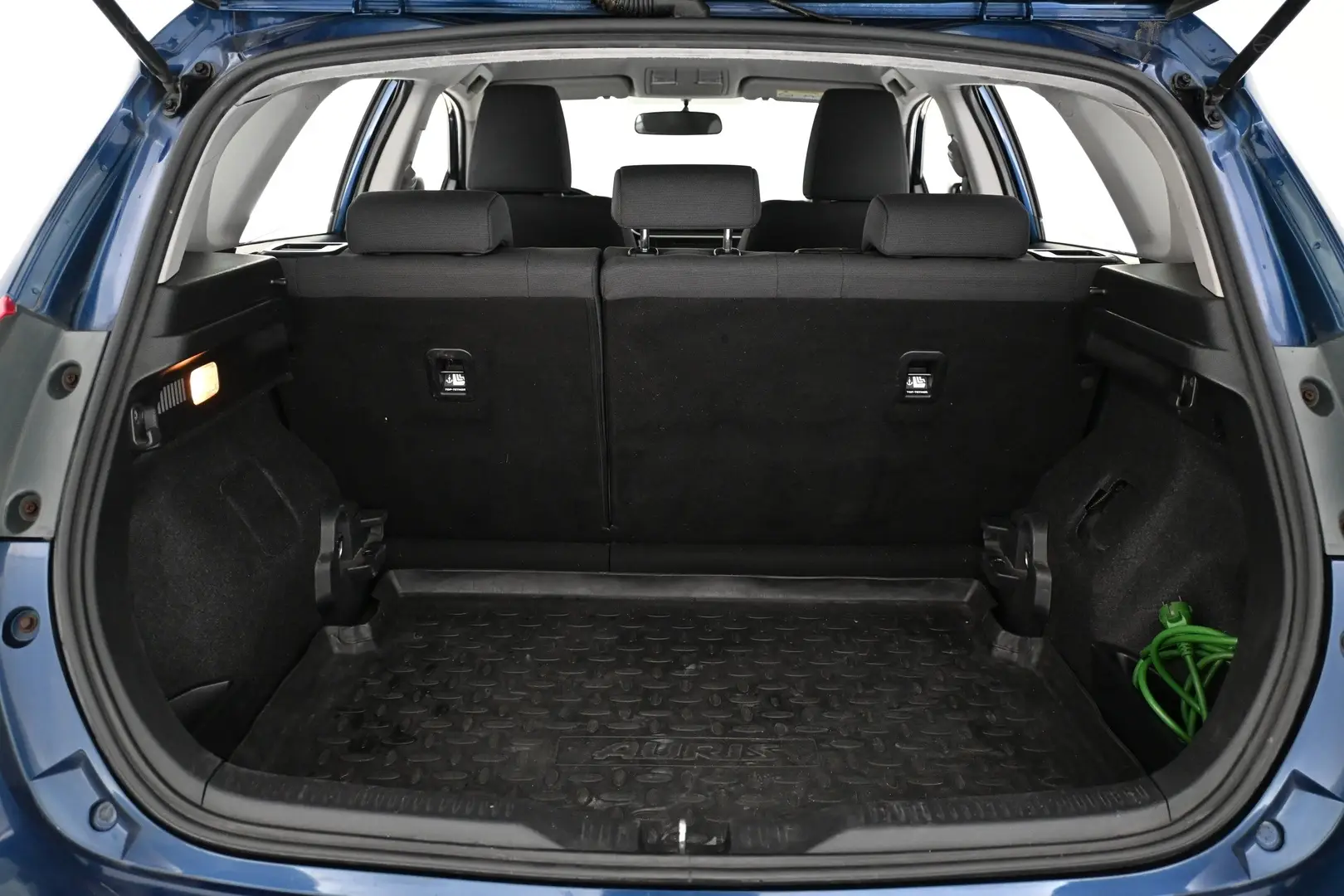Car Image - pSjdKuFObD4KyjowM2Uw8