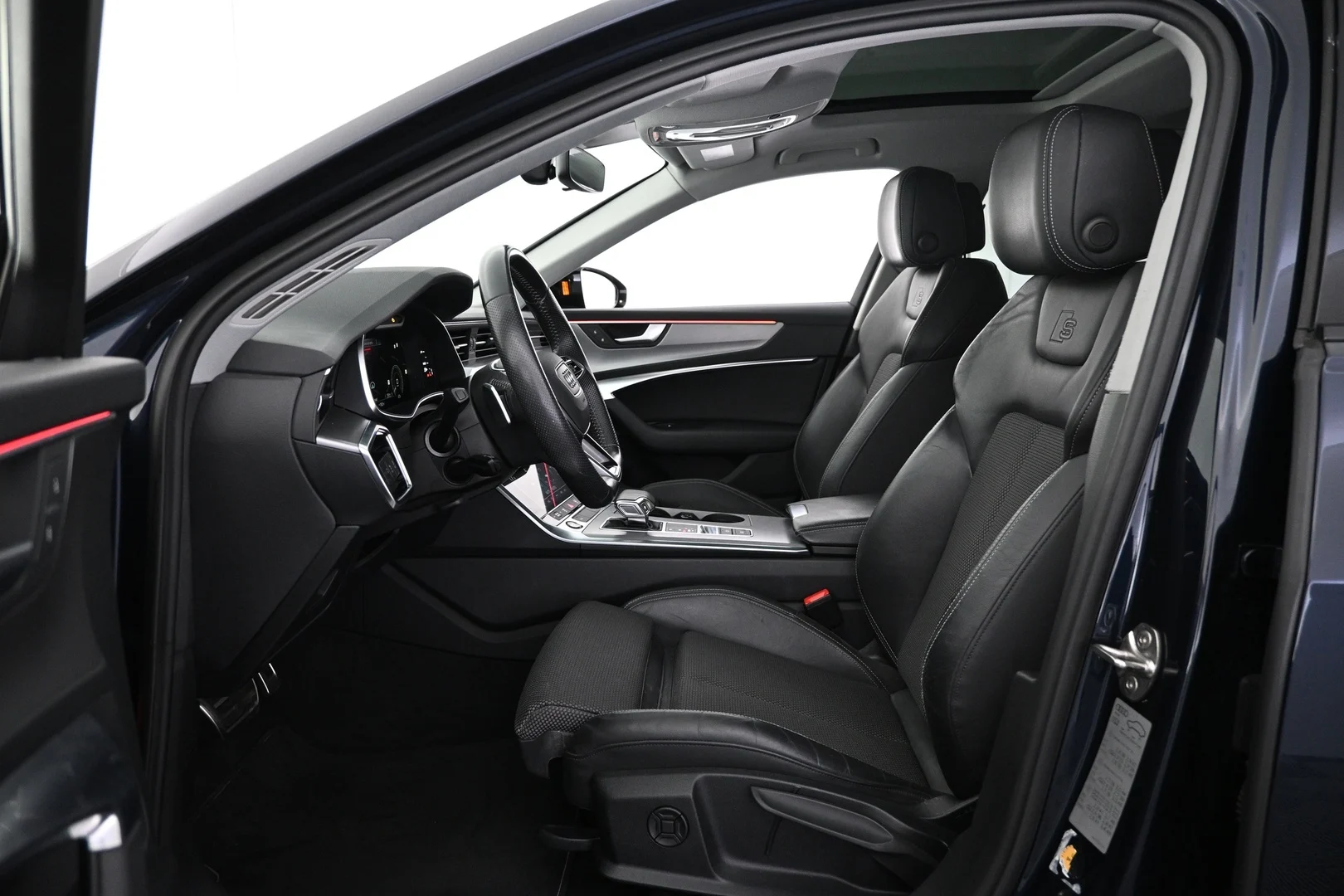 Car Image - 4CRydh2Ig3xDpMyAd8rWxT