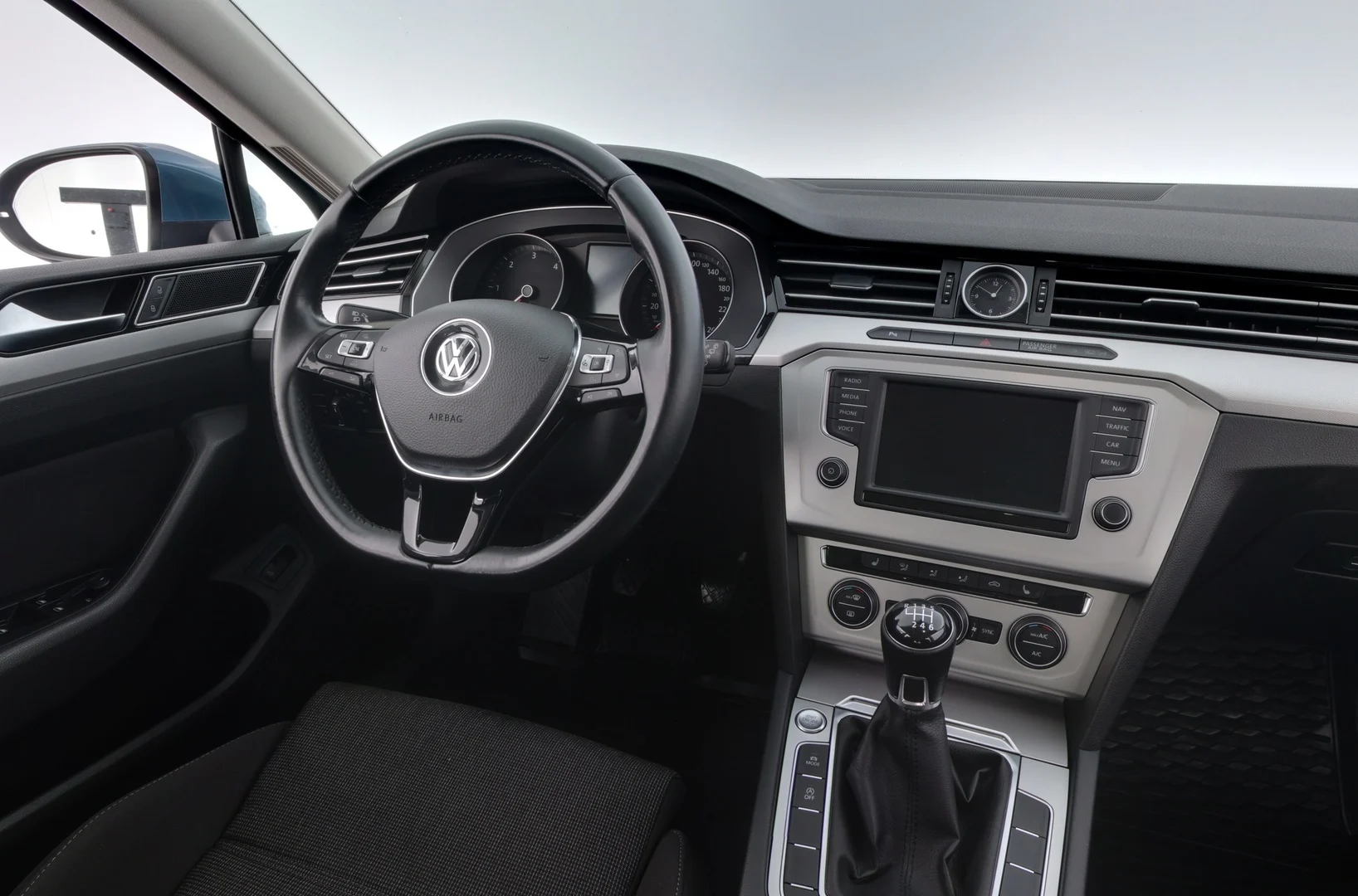 Car Image - gYQnADnfo8858KXRKjg7I