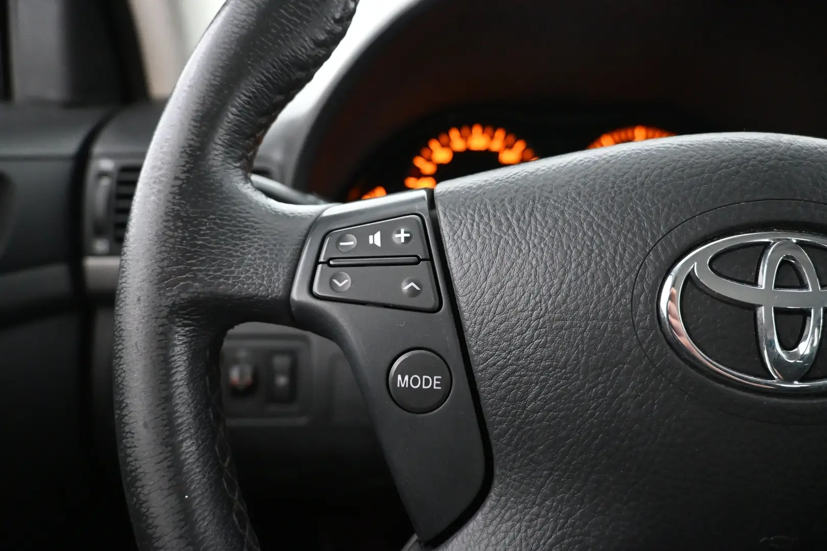 Car Image - 4gPXRGCW1mJjB2fvxBdQCE